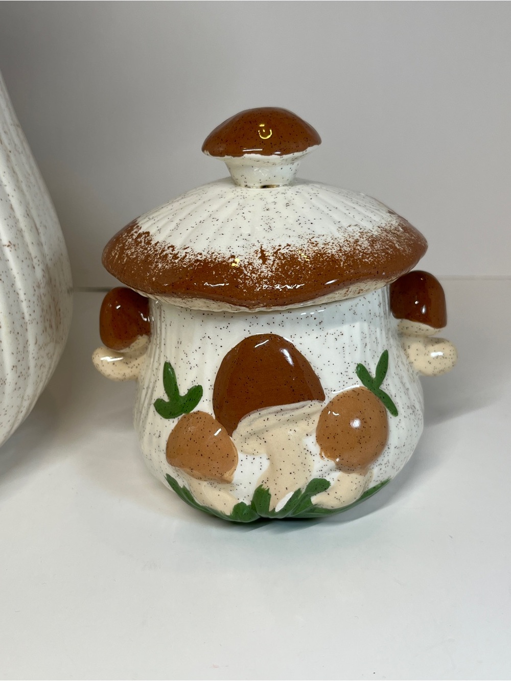 Vintage 1970s MCM Mushroom Canister Set of 2 Arnels Large Cookie Jar Sugar Bowl - Picture 4 of 16